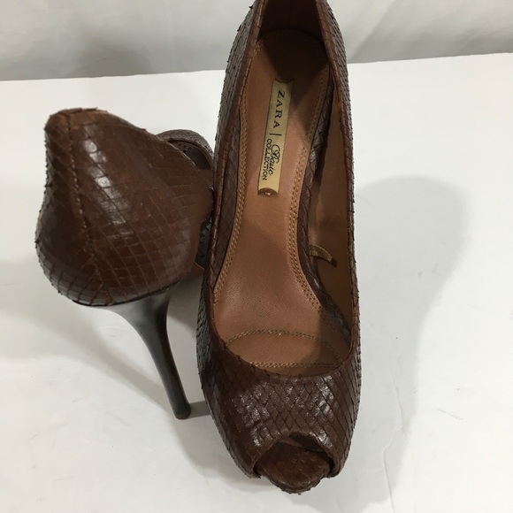 Zara Basic Collection Brown Snakeskin Heels - Picture 8 of 8